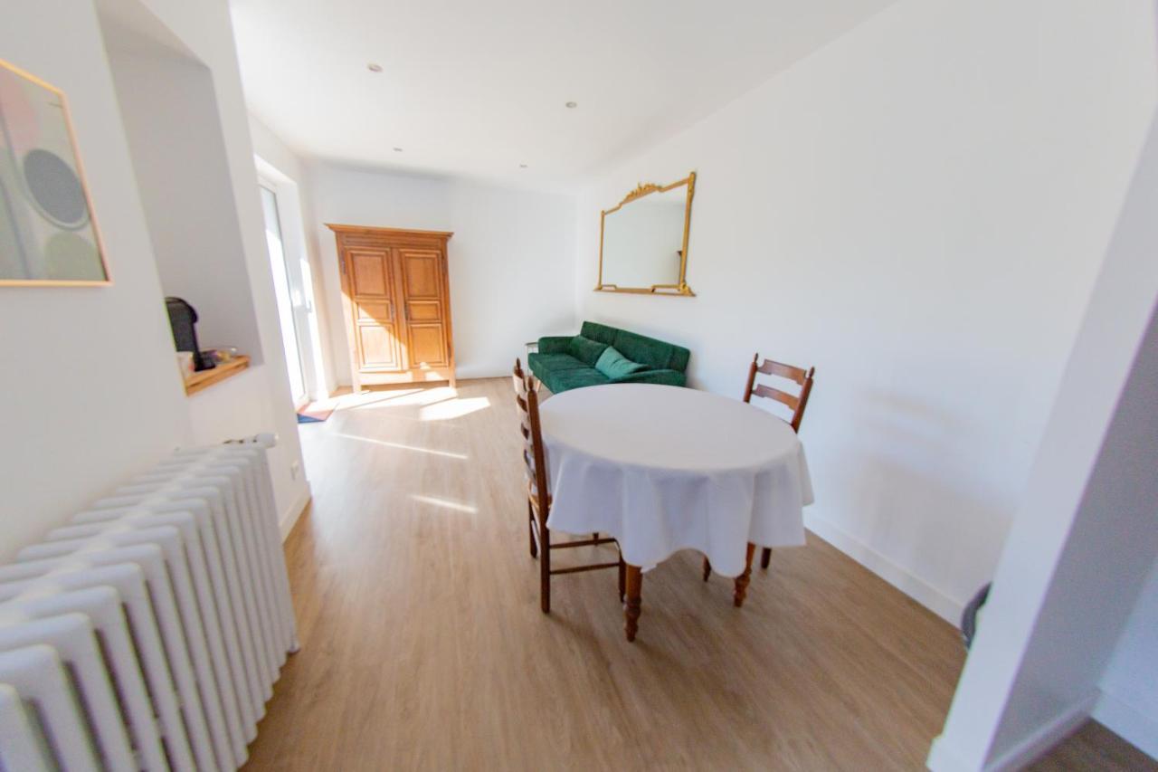 Le 74 Bed & Breakfast Avranches Exterior foto